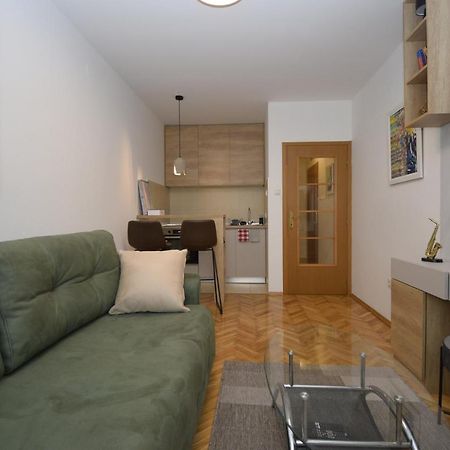 Studio Apartment Art Zone Podgorica Ngoại thất bức ảnh