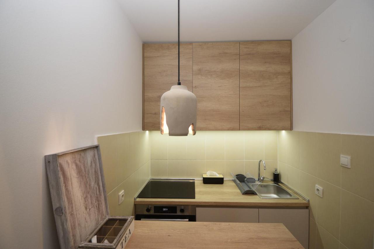 Studio Apartment Art Zone Podgorica Ngoại thất bức ảnh